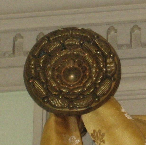 1970.1528.001 Curtain Pin