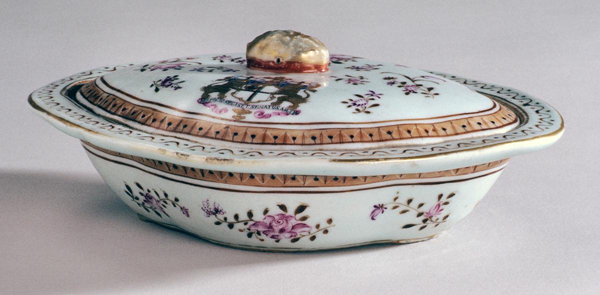 1971.0015 Tureen