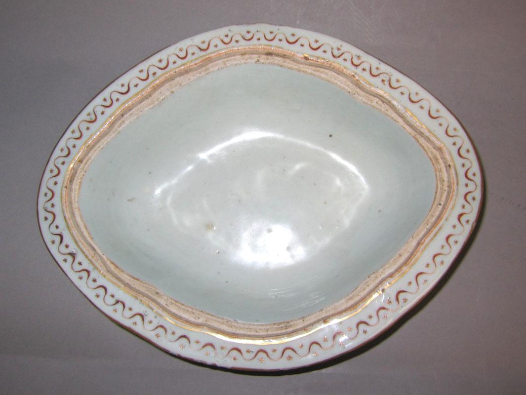 1971.0015 Tureen upper