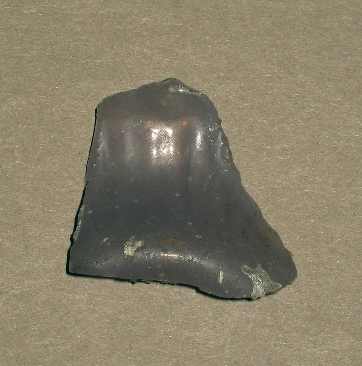 1971.0024.014 Glass fragment