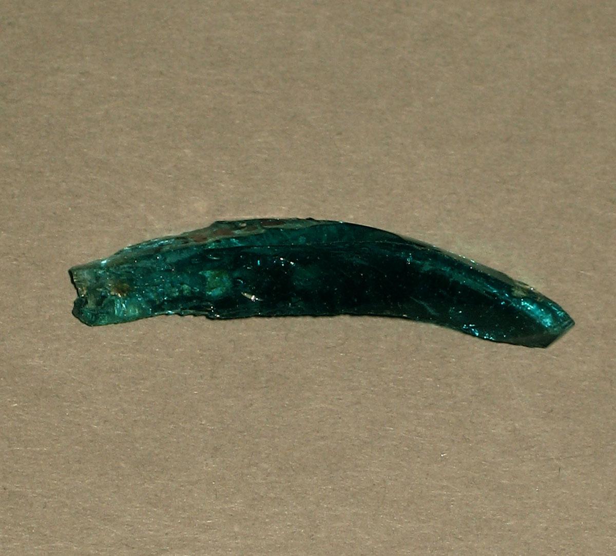1971.0024.025 Glass fragment