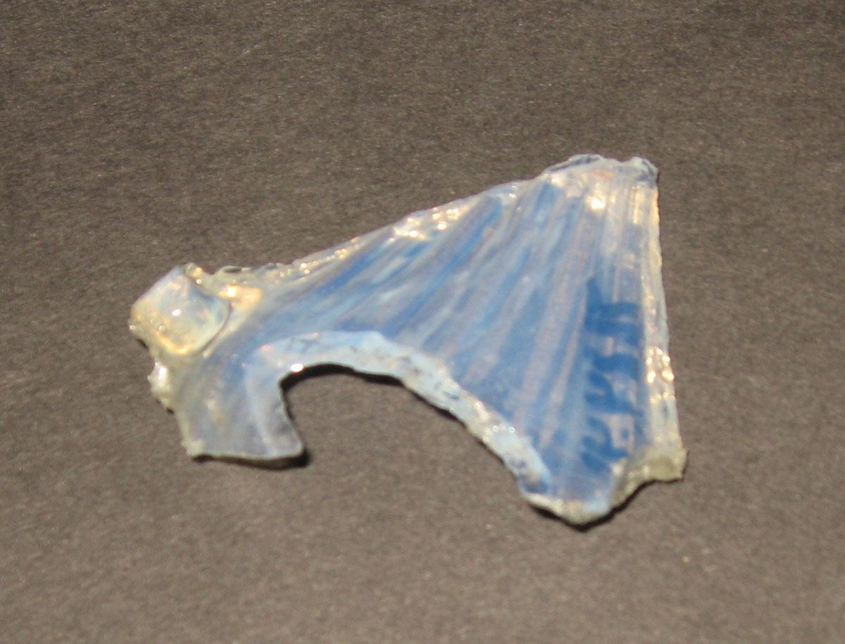 1971.0024.041 Glass fragment