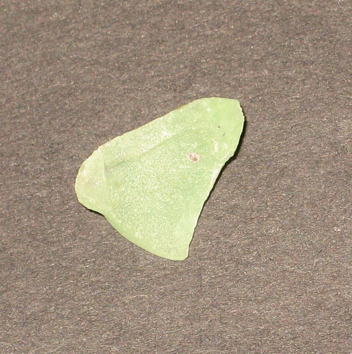 1971.0024.068 Glass fragment