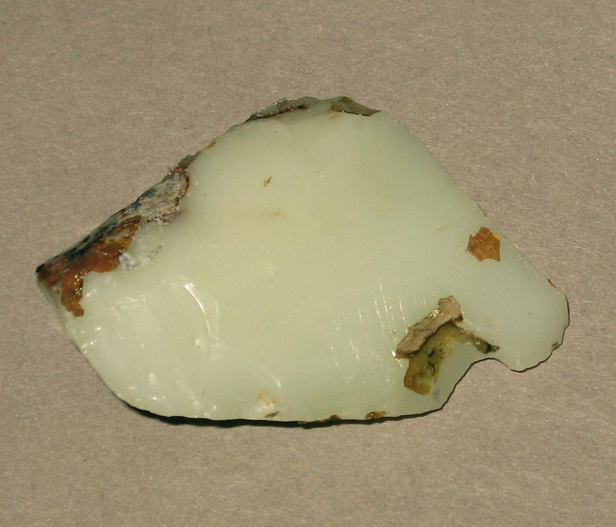 1971.0024.069 Glass fragment