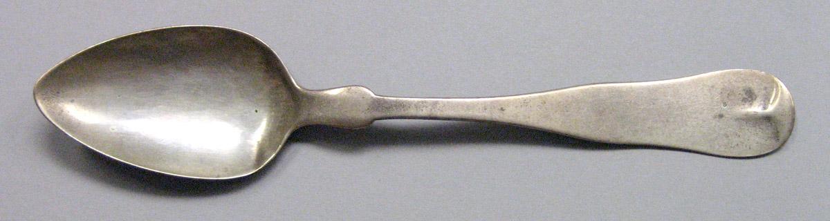 1971.0043 Silver Spoon upper surface