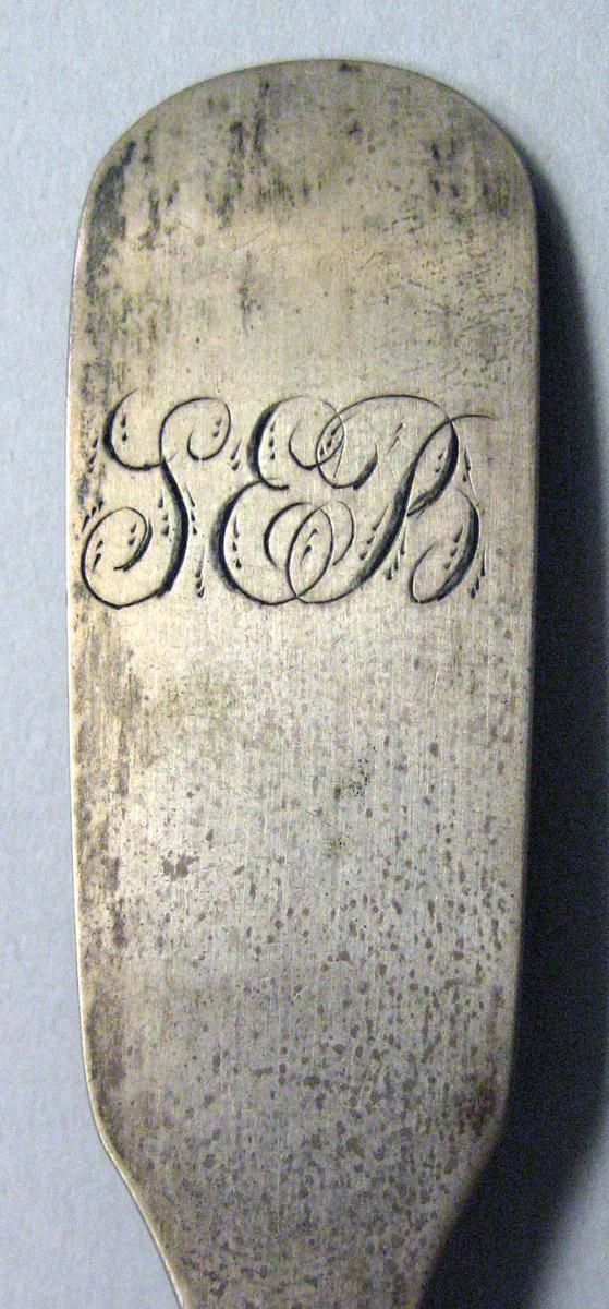 1971.0046 Silver Spoon engraving