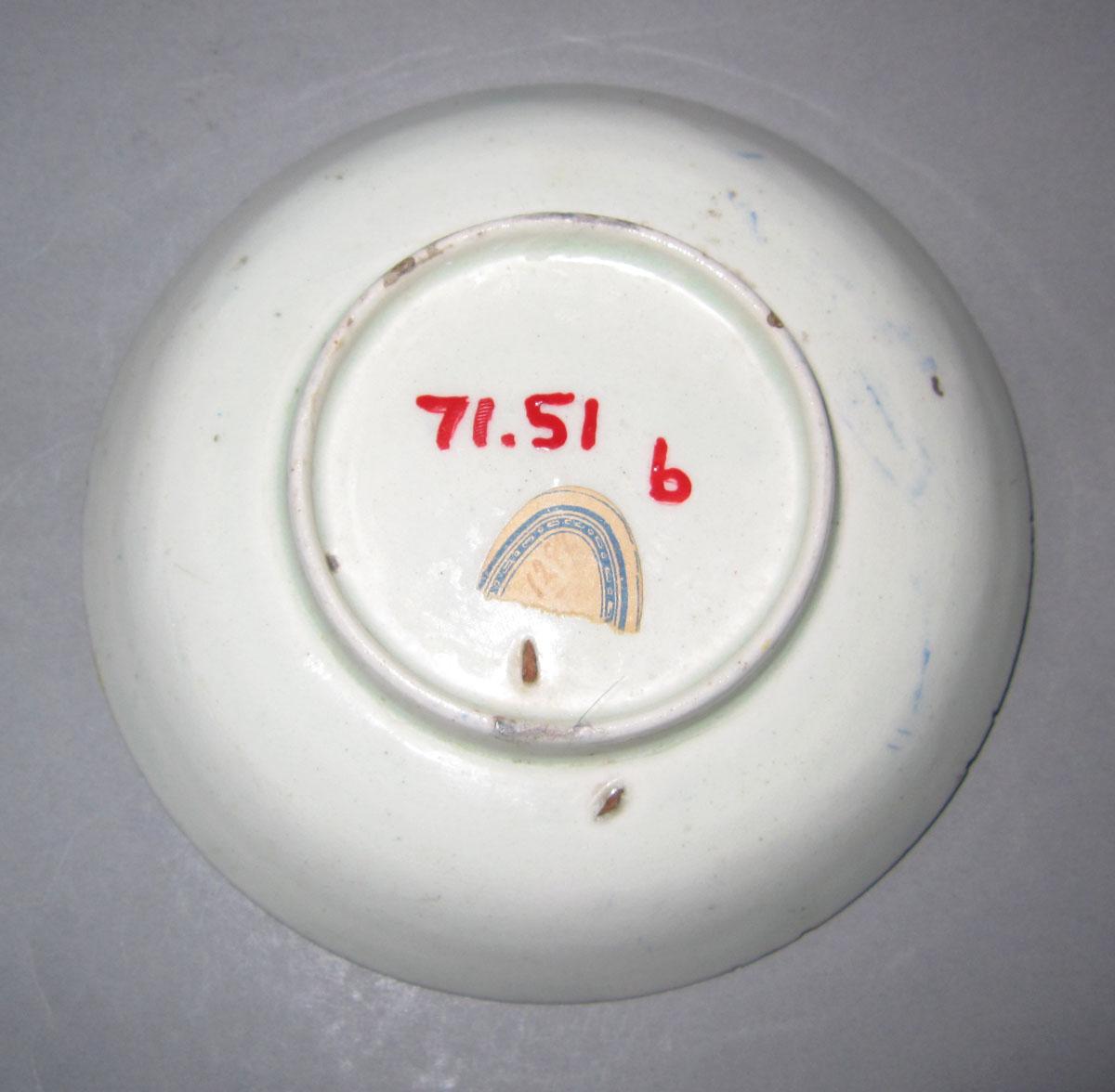 1971.0051 B Earthenware saucer underside