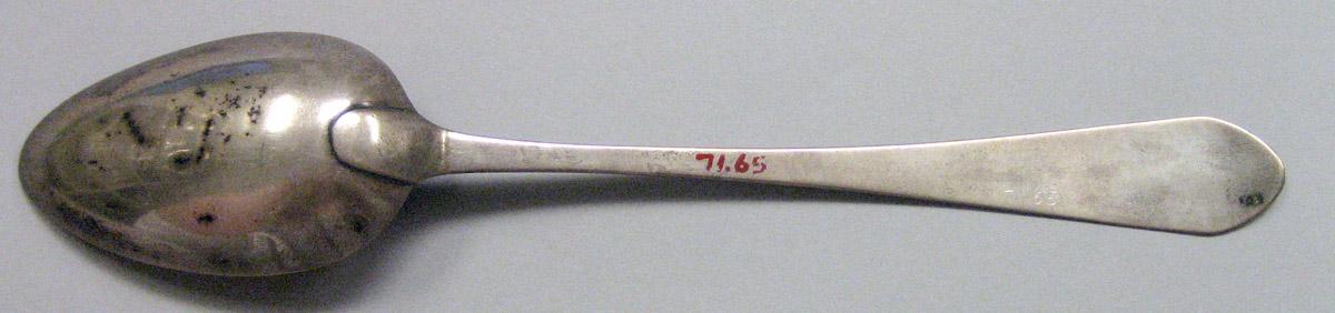 1971.0065 Silver Spoon underside