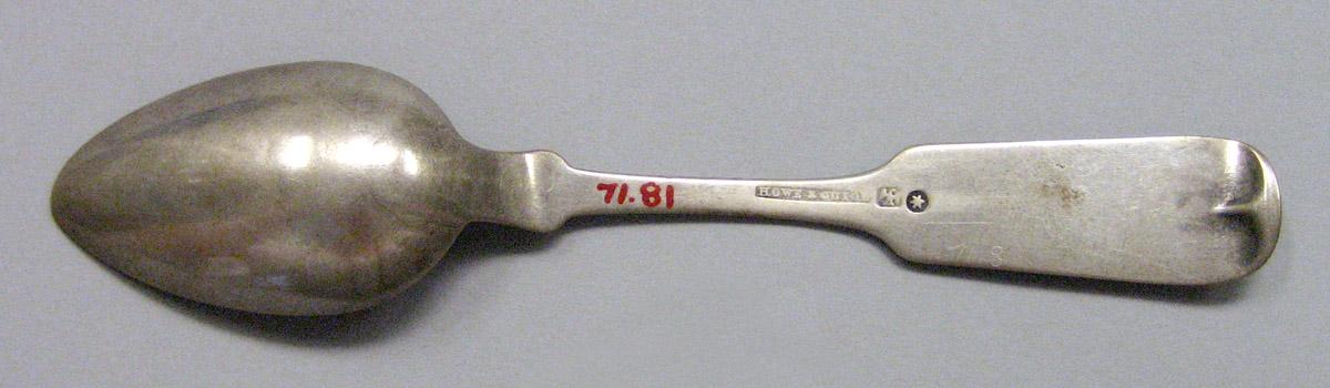 1971.0081 Silver Spoon underside