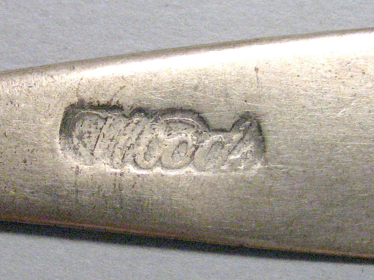 1971.0088 Silver Spoon mark