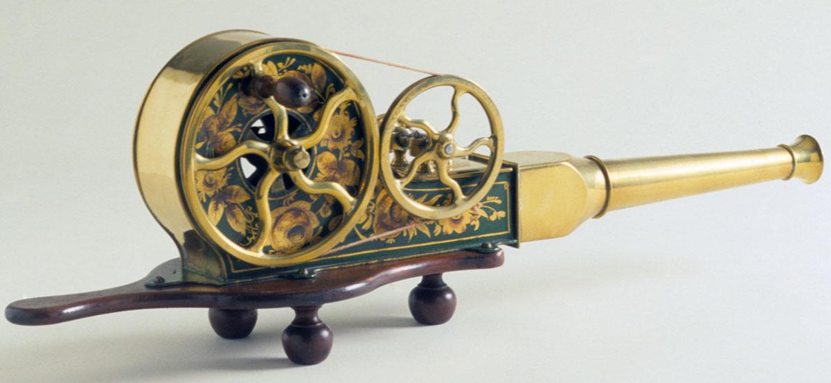 1957.0789 Bellows