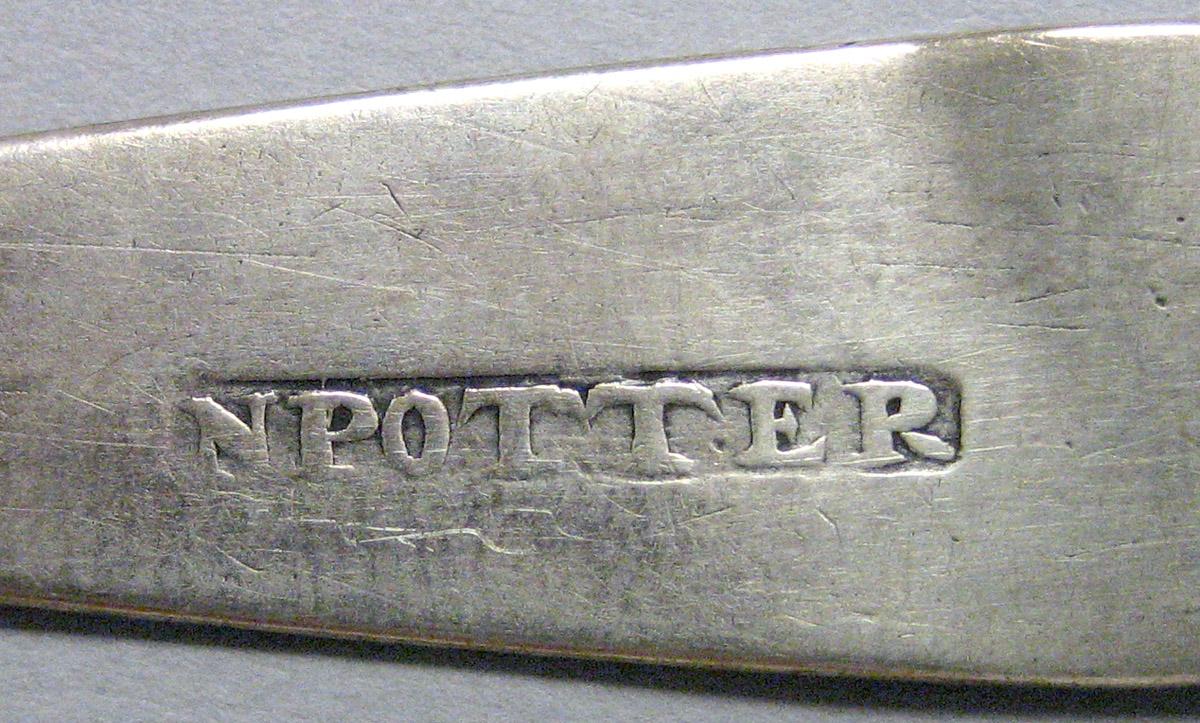 1971.0128 Silver Spoon mark