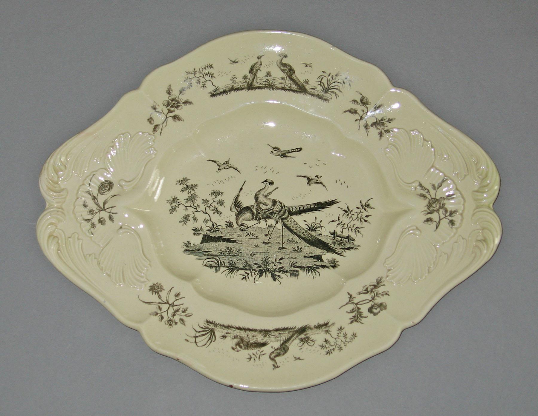 1971.0139 C Creamware stand