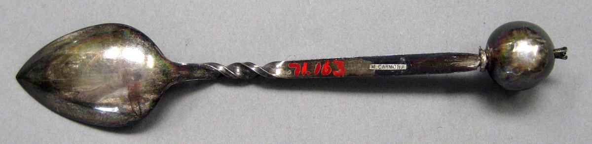 1971.0163 Silver Spoon underside