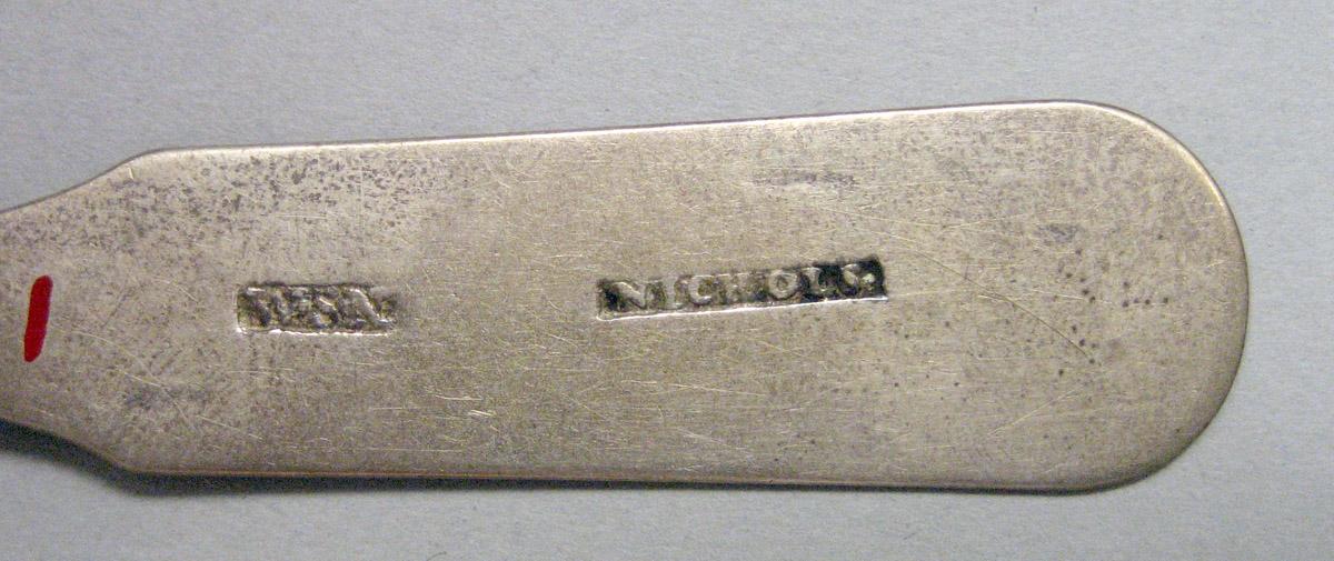1971.0176.001 Silver Spoon mark