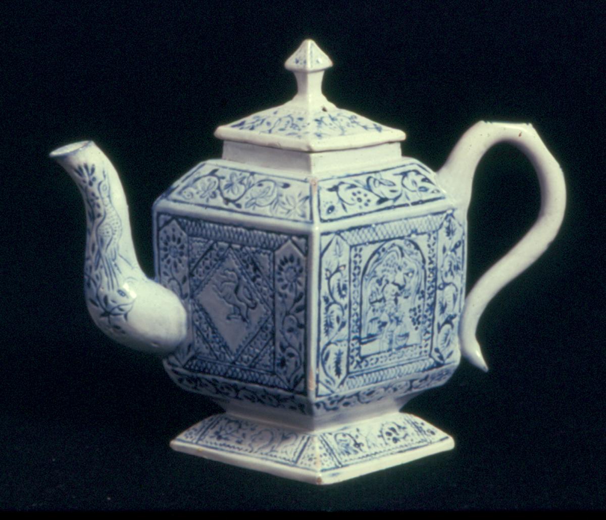 1971.0192 Lozenge-shape stoneware teapot