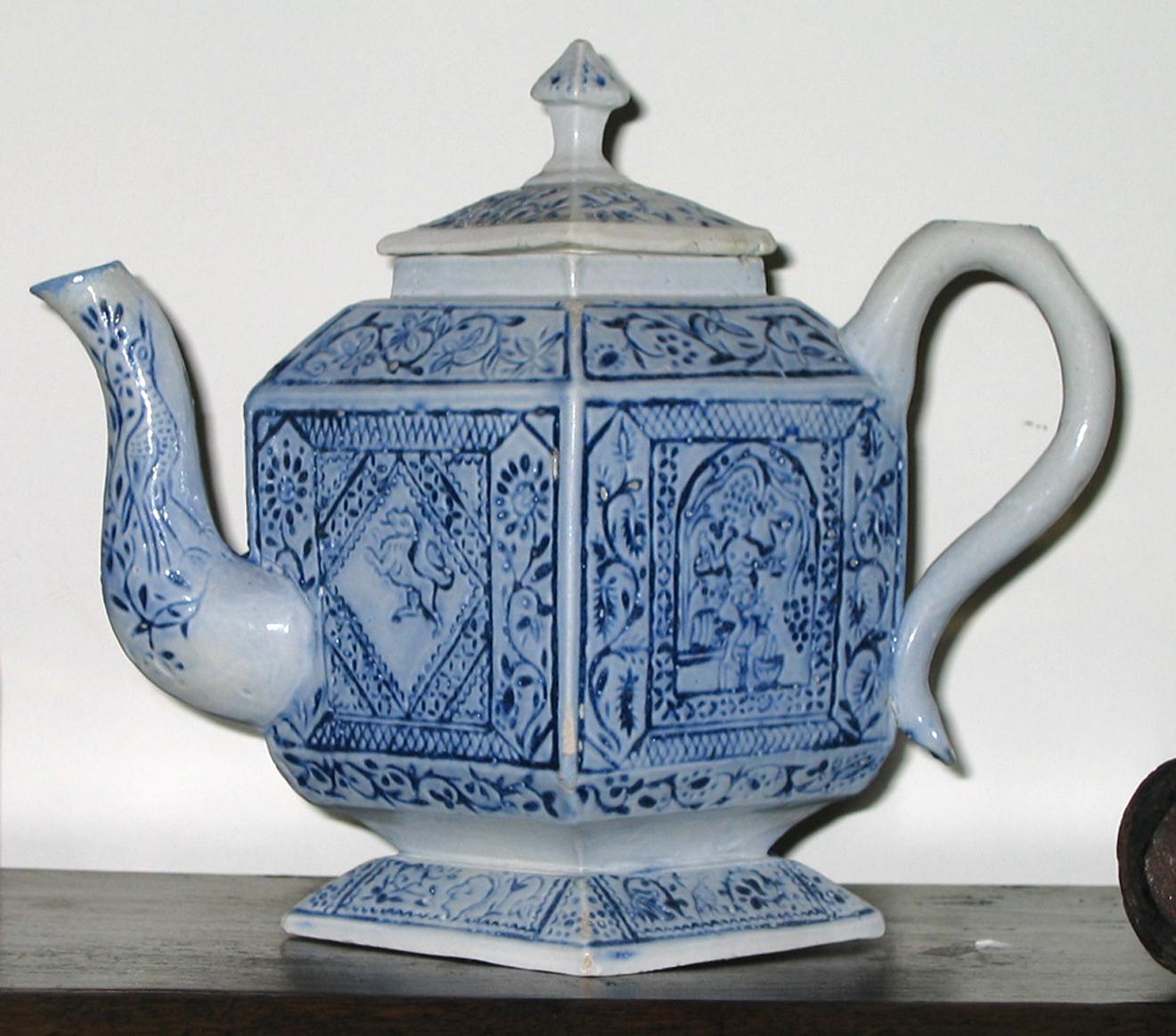1971.0192 Salt-glazed stoneware teapot