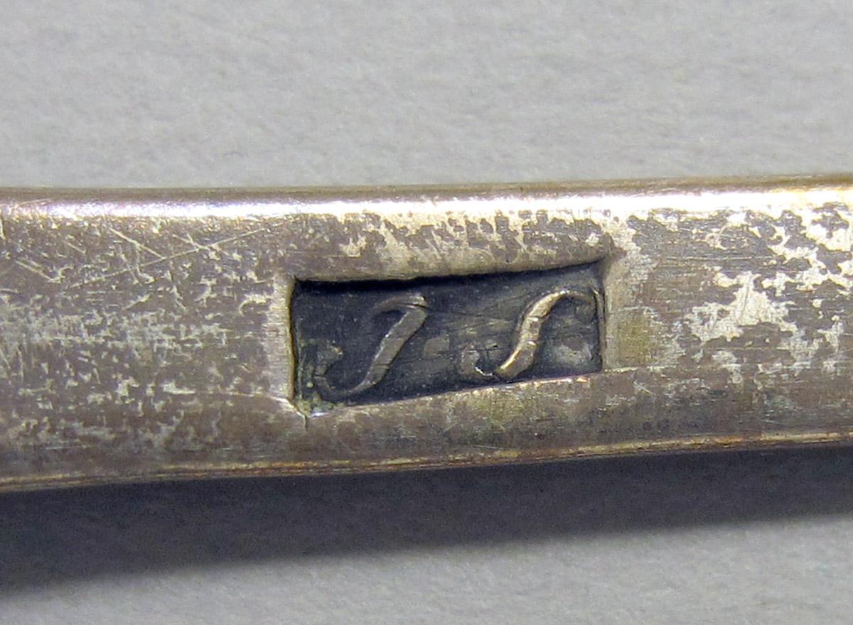 1971.0223 Silver Spoon mark