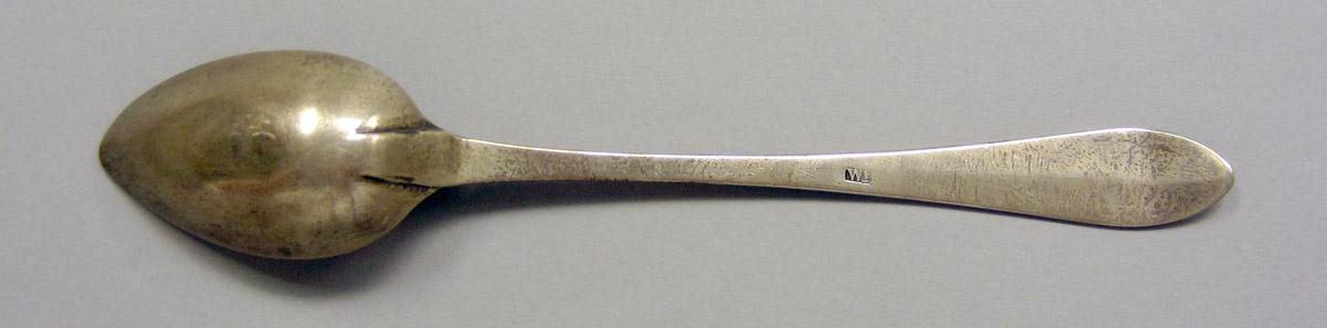1971.0224 Silver Spoon underside