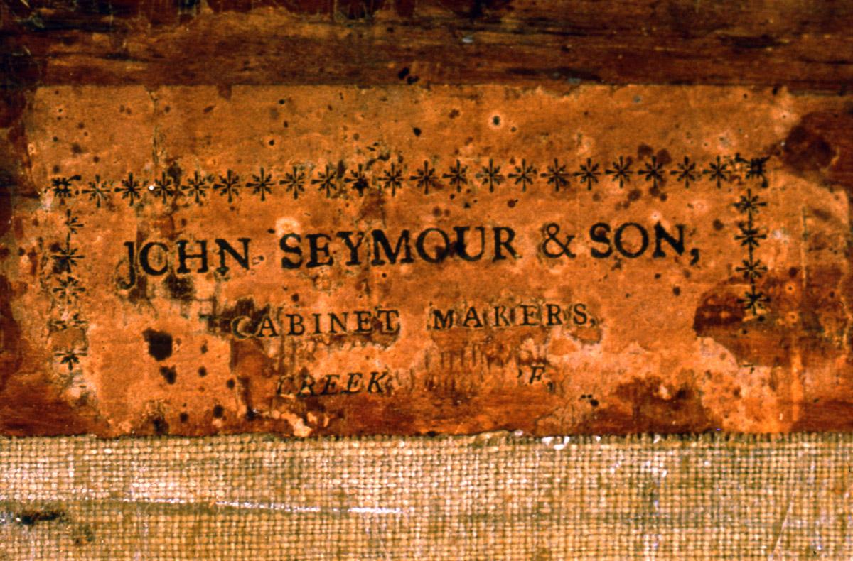 1957.0802 Desk (label)