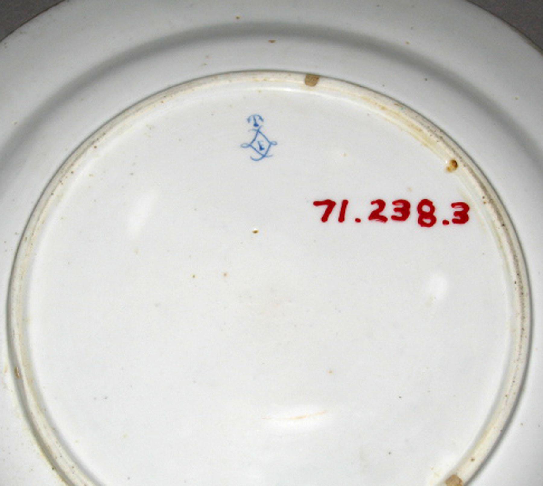 1971.0238.003 Sevres porcelain plate (underside)
