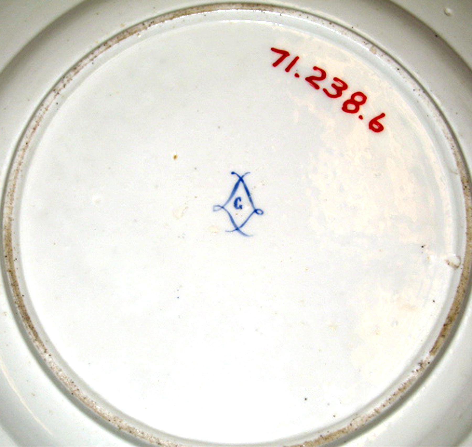 1971.0238.006 Sevres porcelain plate (underside)