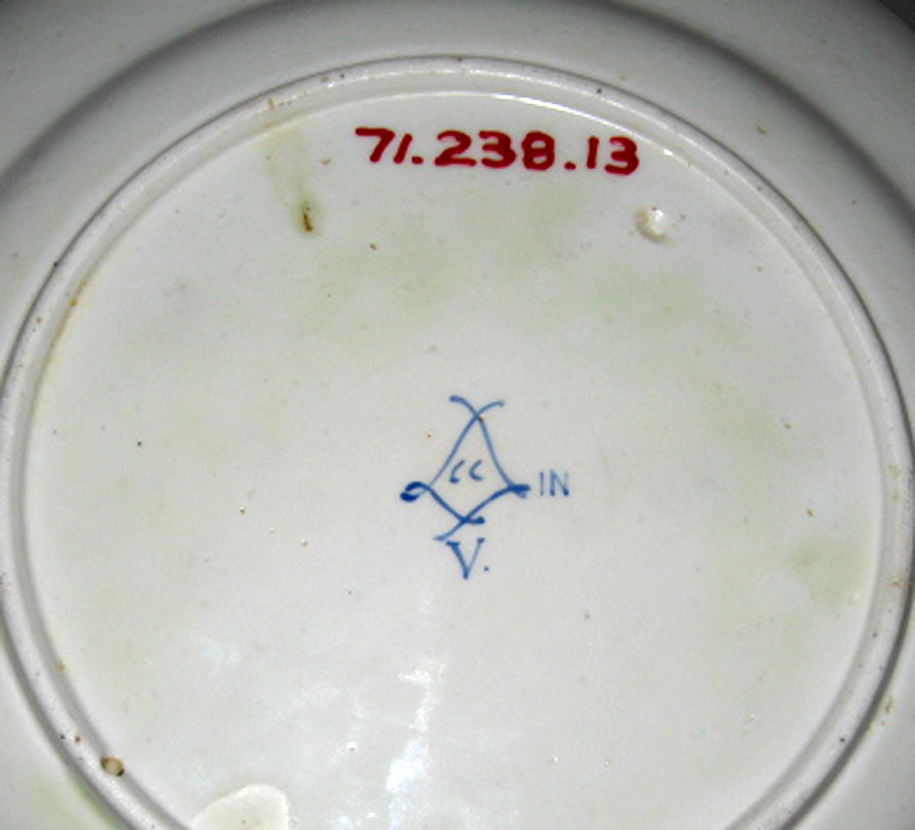 1971.0238.013 Sevres porcelain dinner plate (underside)