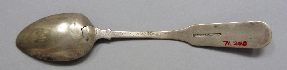 1971.0248 Silver Spoon underside