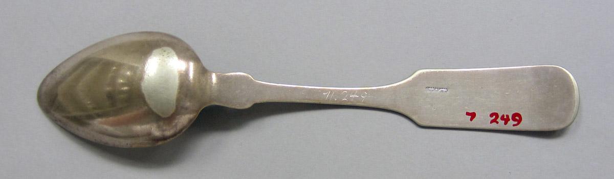 1971.0249 Silver Spoon underside