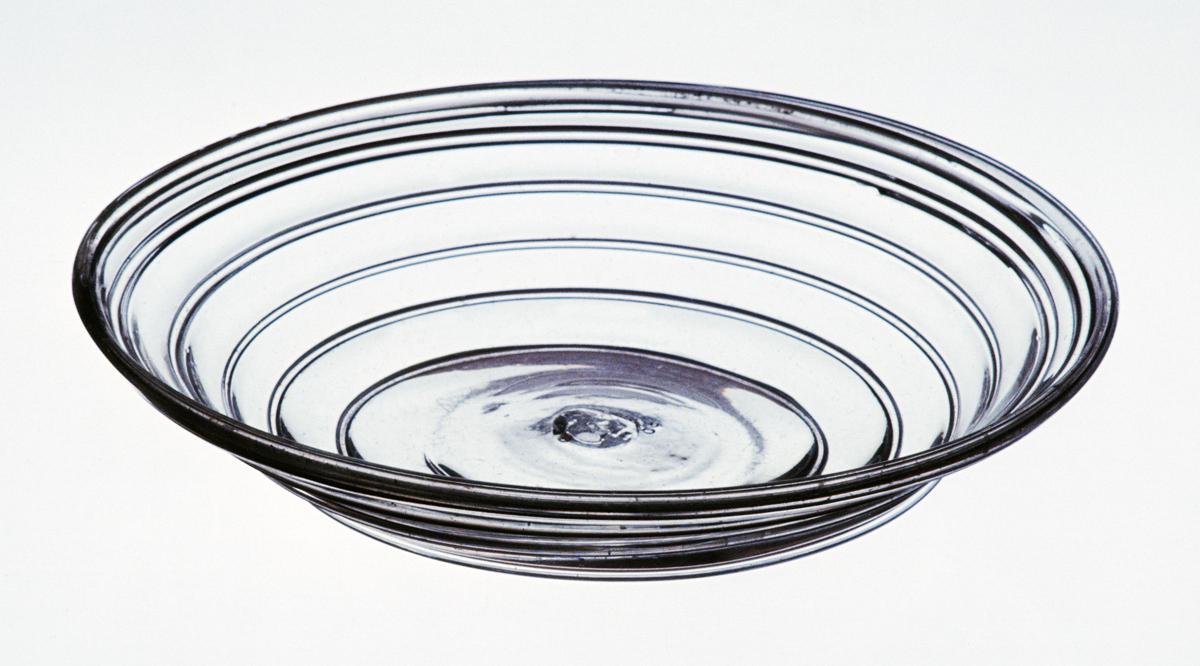 1971.0279 Glass Dish