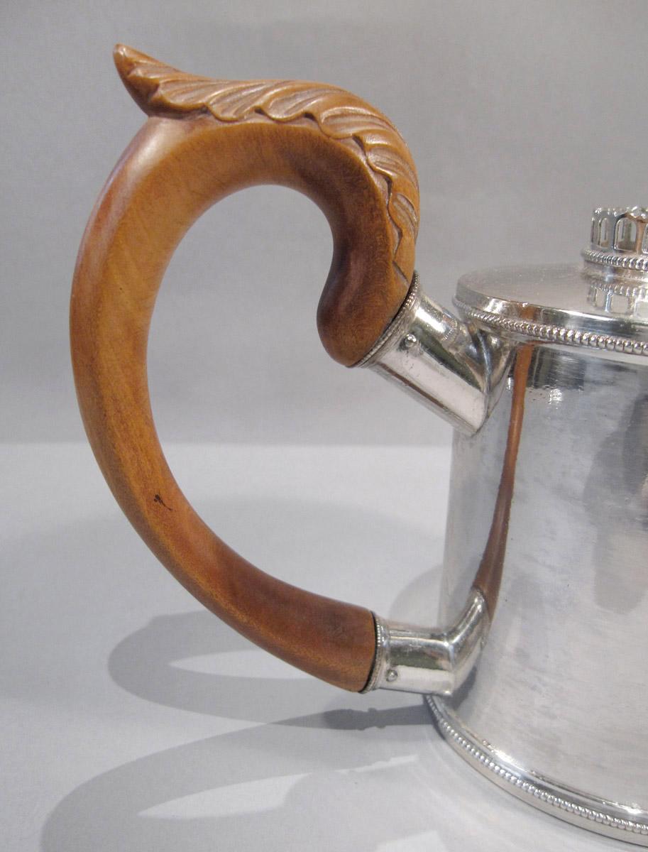 1957.0822 A Teapot, handle