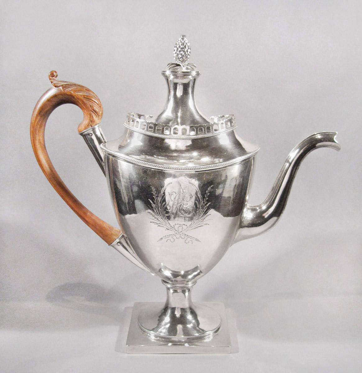 1957.0825 A, B Coffee pot, side 1