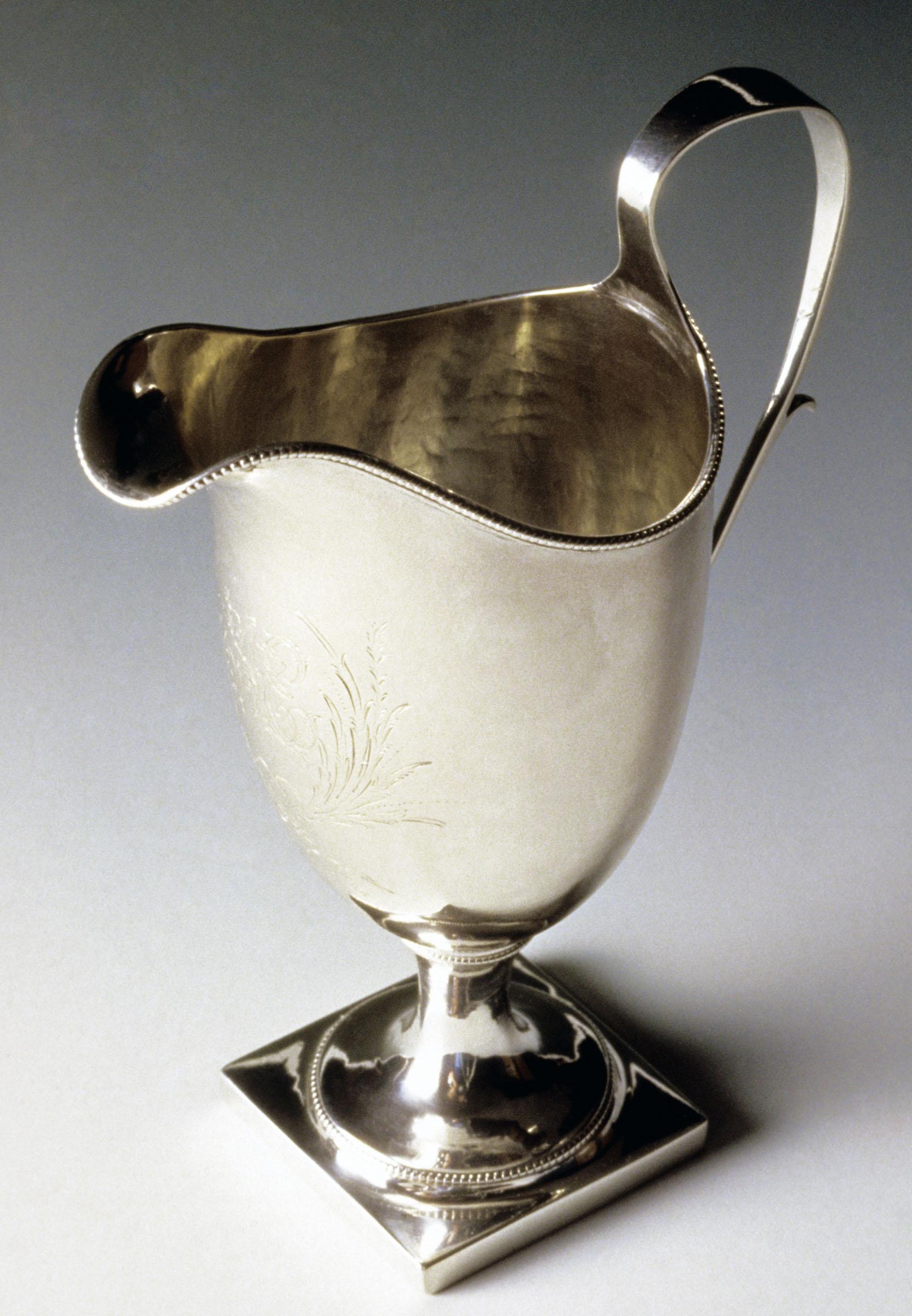 1957.0826 Cream Pot