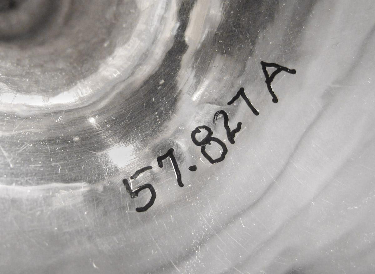 1957.0827 A Sugar bowl lid, inscription