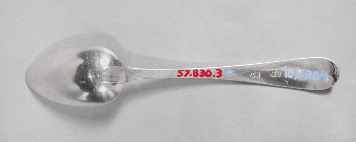 1957.0830.003 Spoon, underside