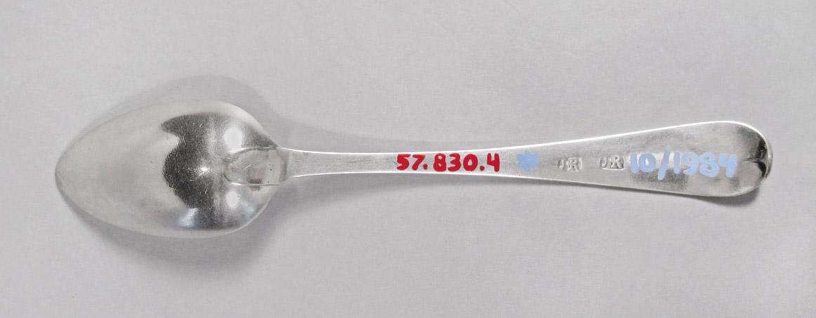 1957.0830.004 Spoon, underside