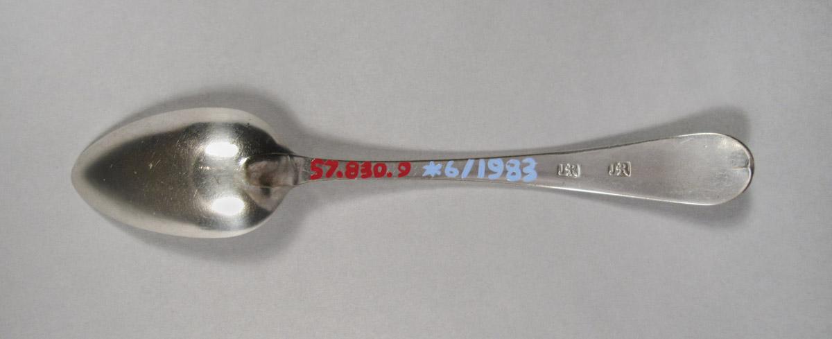 1957.0830.009 Spoon, underside