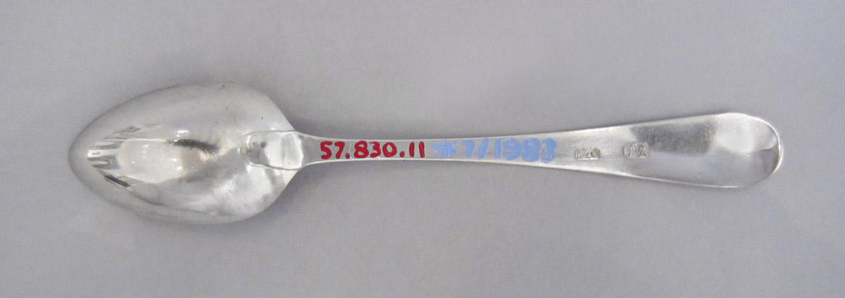 1957.0830.011 Spoon, underside