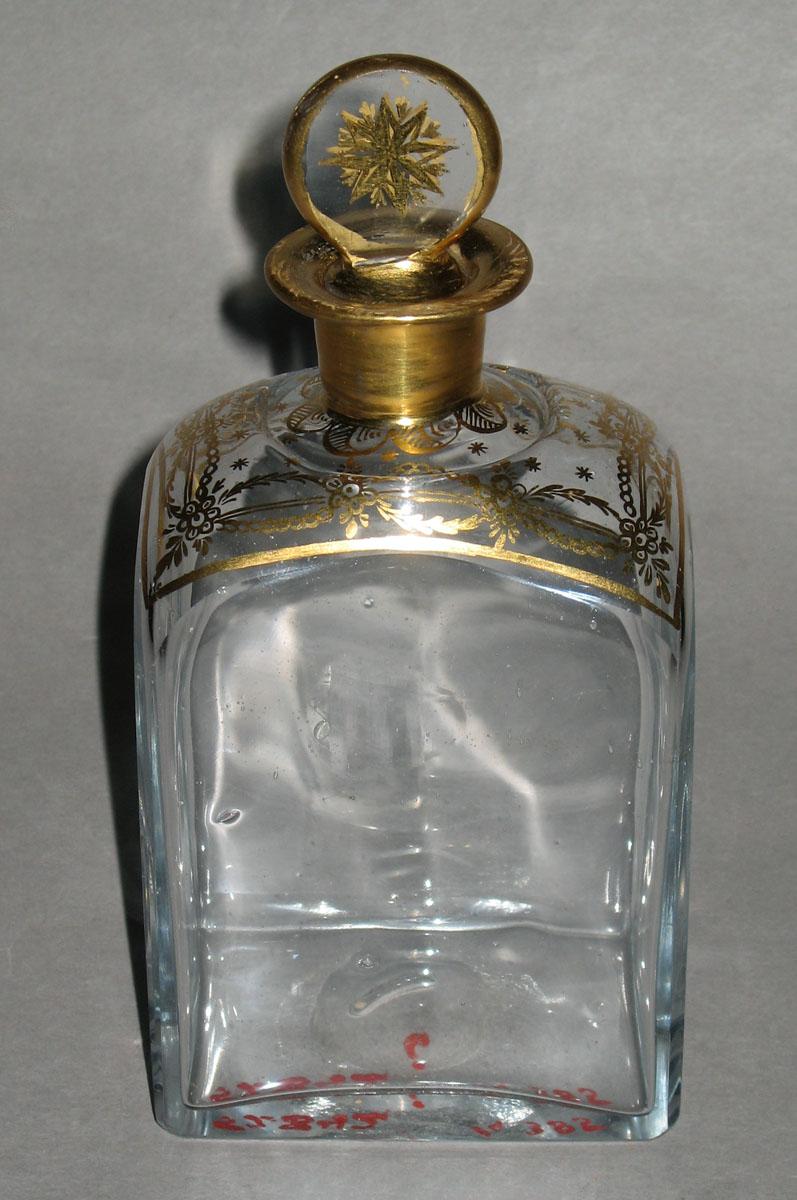 1957.0842 I Glass case bottle