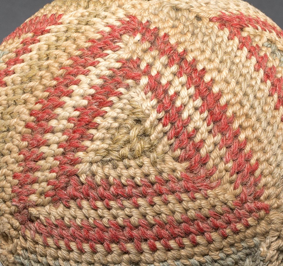 1952.0283.001 Toy Ball, View 4 Detail