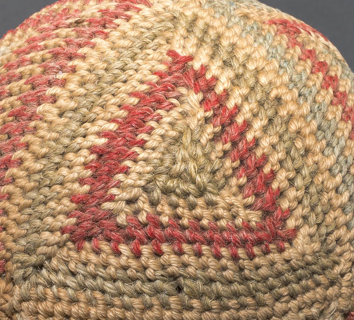1952.0283.001 Toy Ball, View 3 Detail