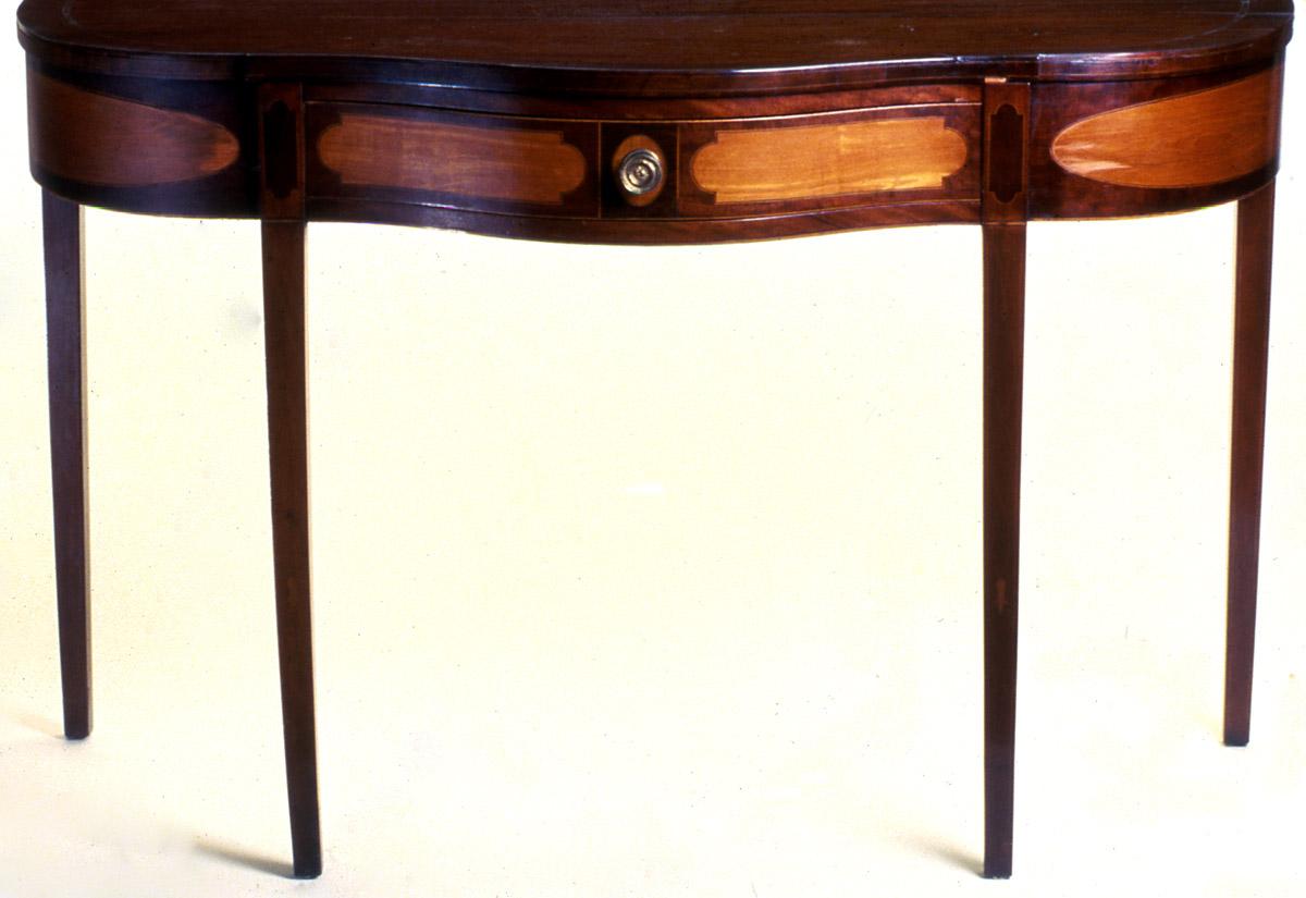 1957.0852.001 Table, Side table