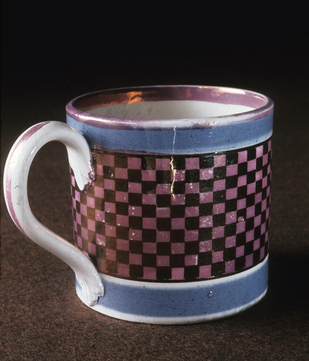 1972.0006 Lusterware Mug