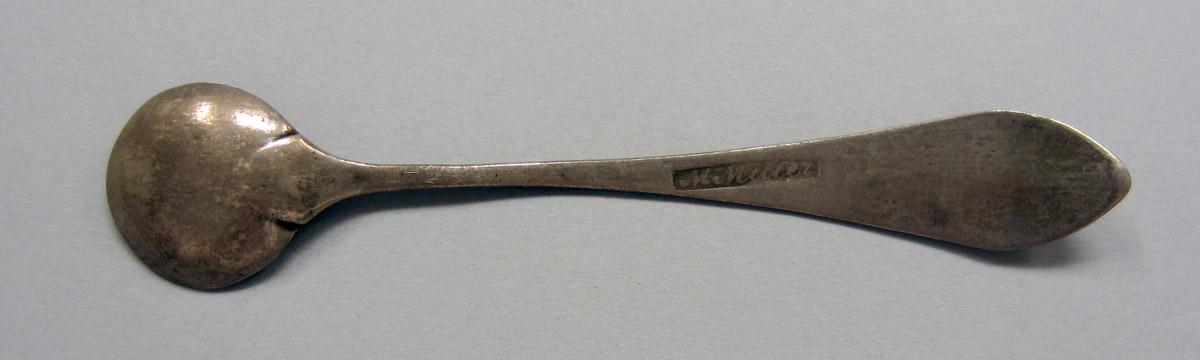 1972.0039 Silver Spoon underside