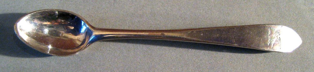 1972.0058.006 Silver Spoon upper surface