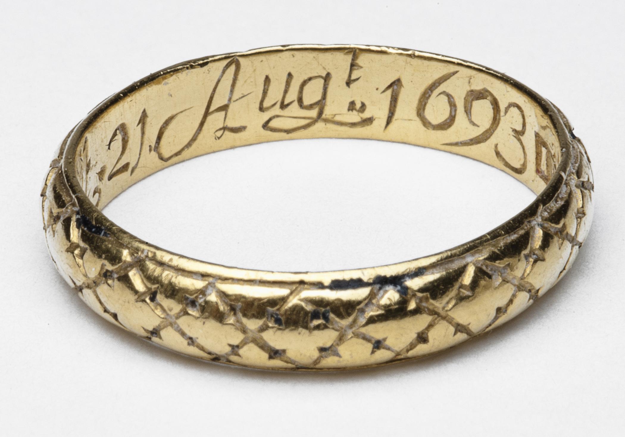 1972.0060 Ring (finger), view 1