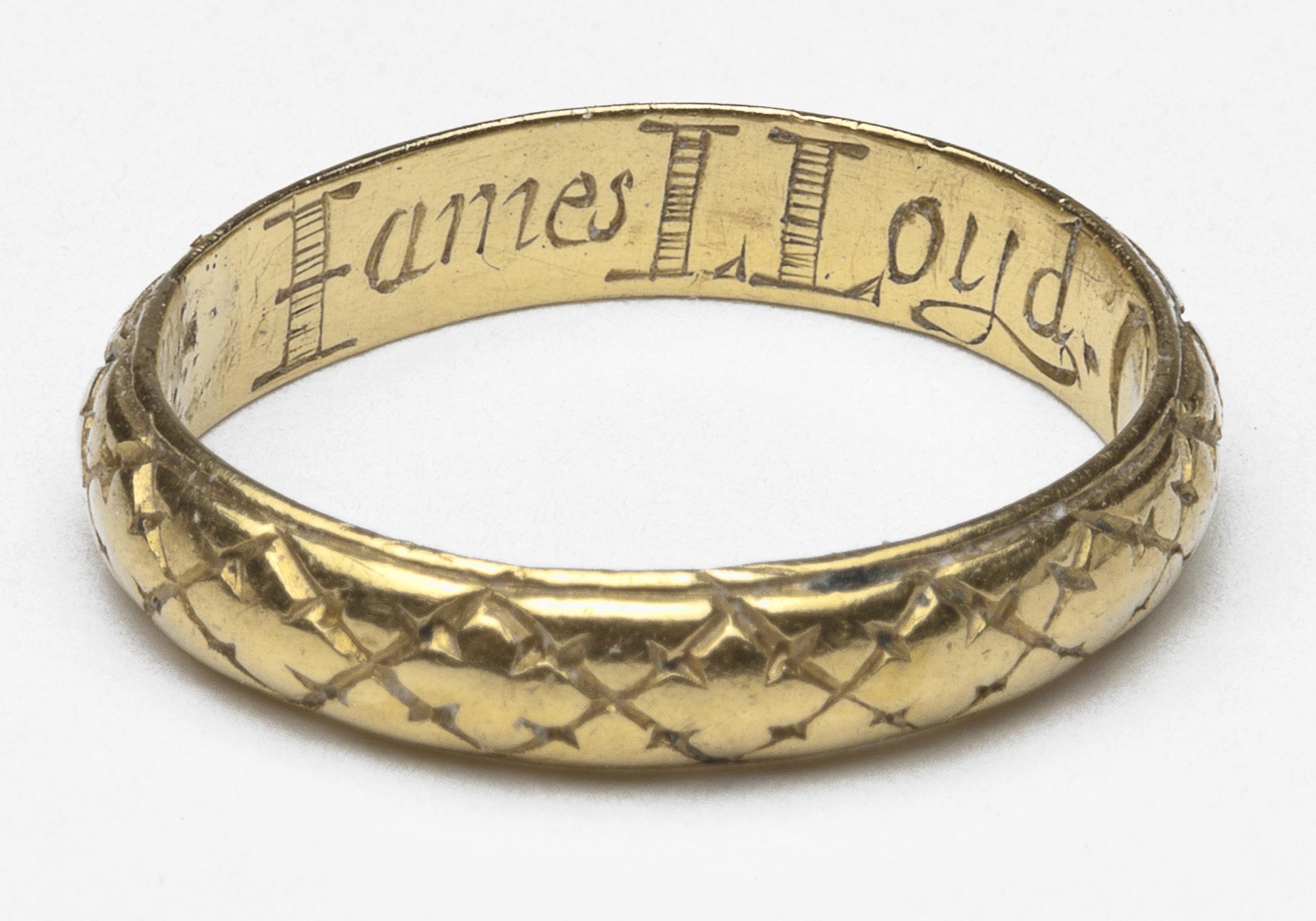 1972.0060 Ring (finger), view 2
