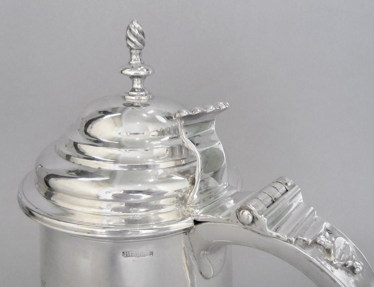 1957.0859.004 Tankard, detail 1