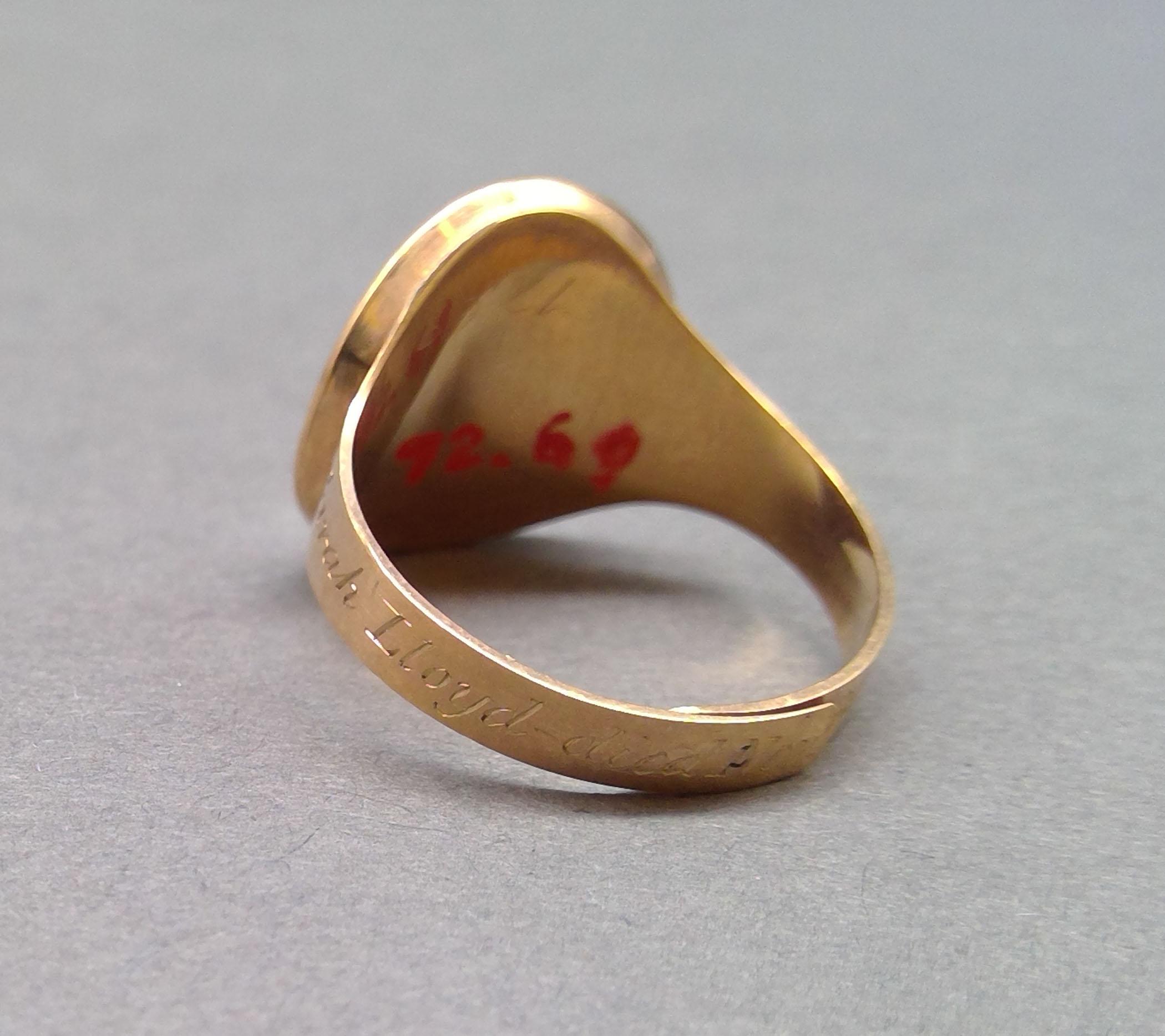 1972.0069 Ring (finger), Mourning ring, view 3