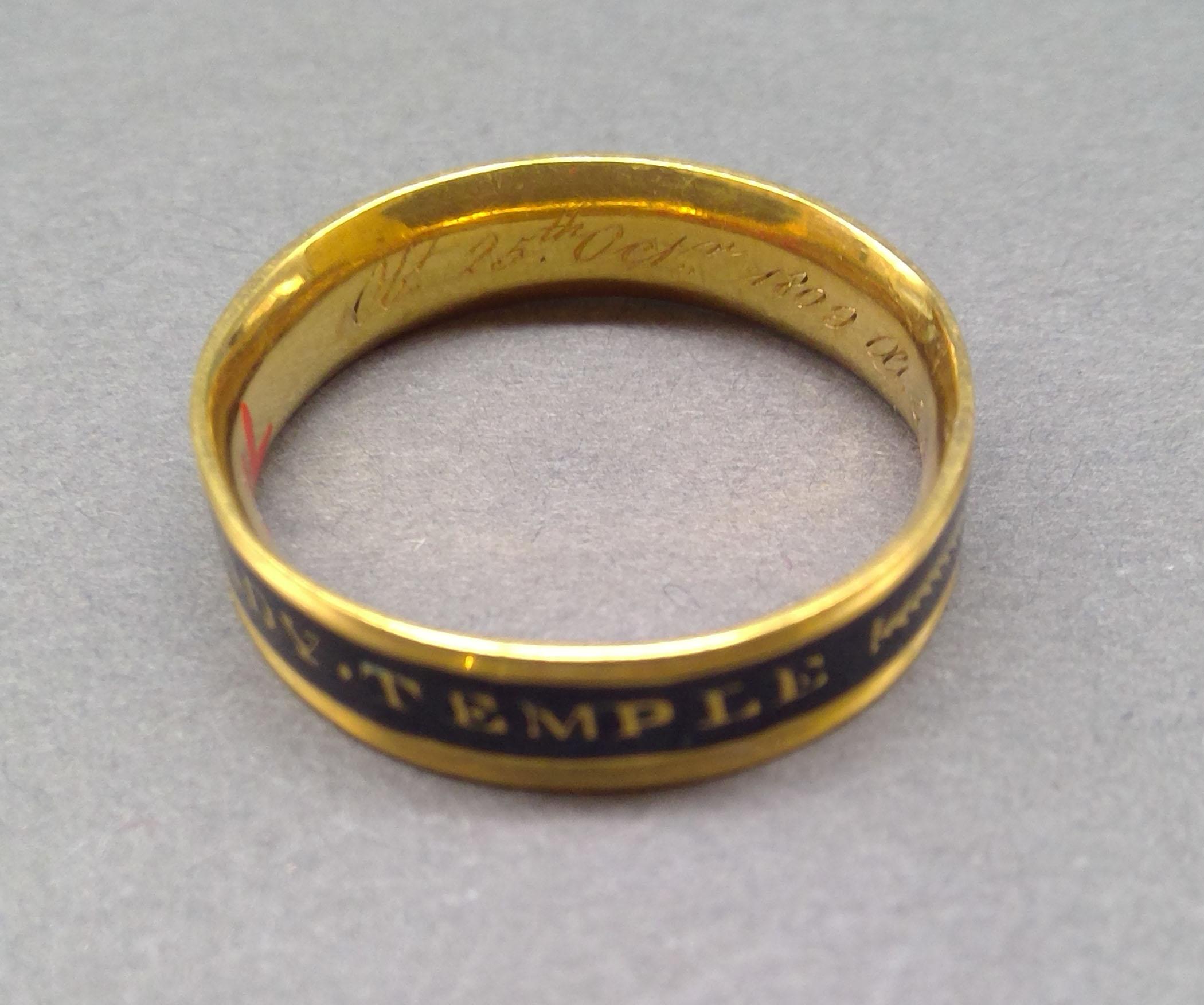 1972.0071 Ring (finger), Mourning ring, inscription view 1